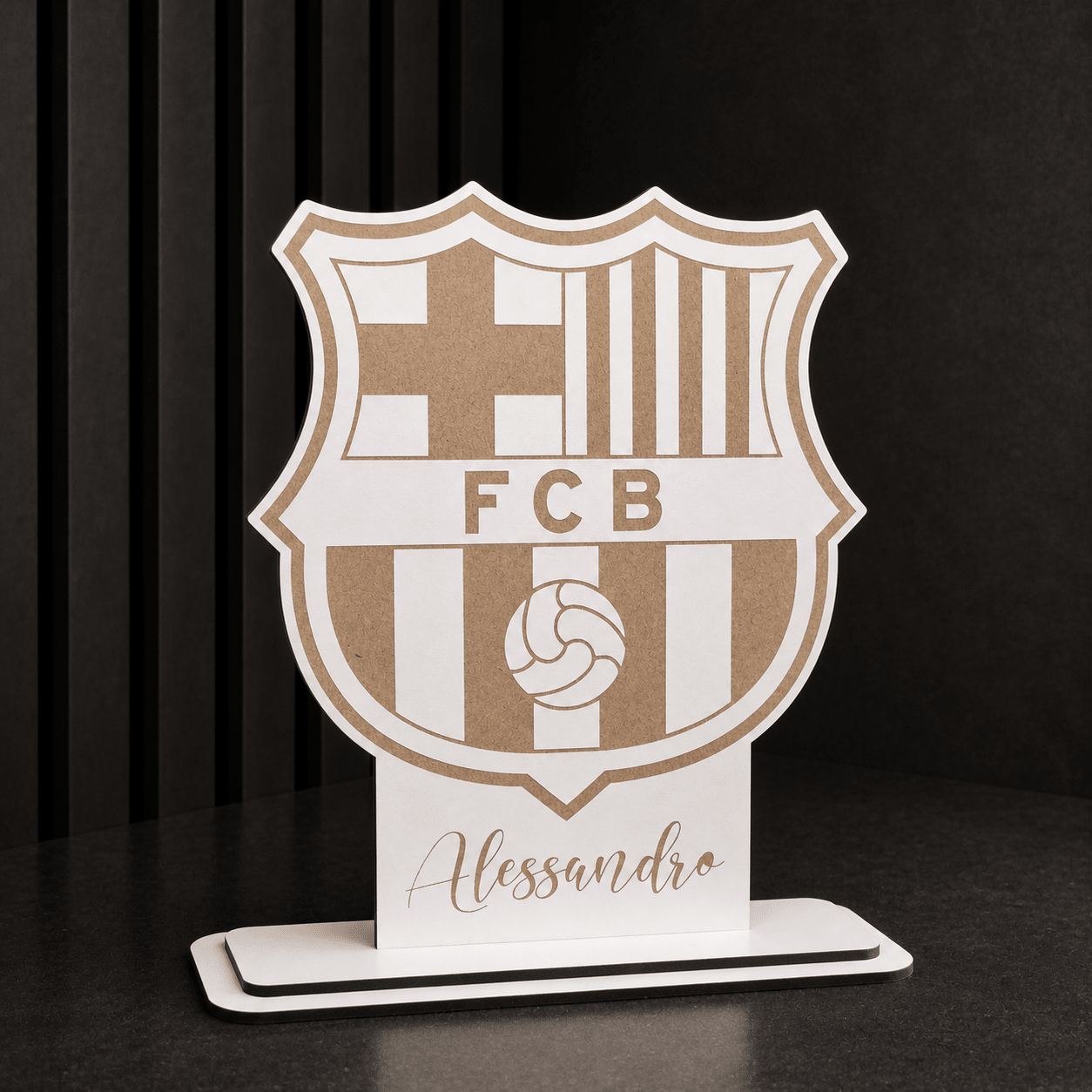 Escudo de fútbol personalizado con nombre y equipo | Regalo original personalizado de Decora Con Laser