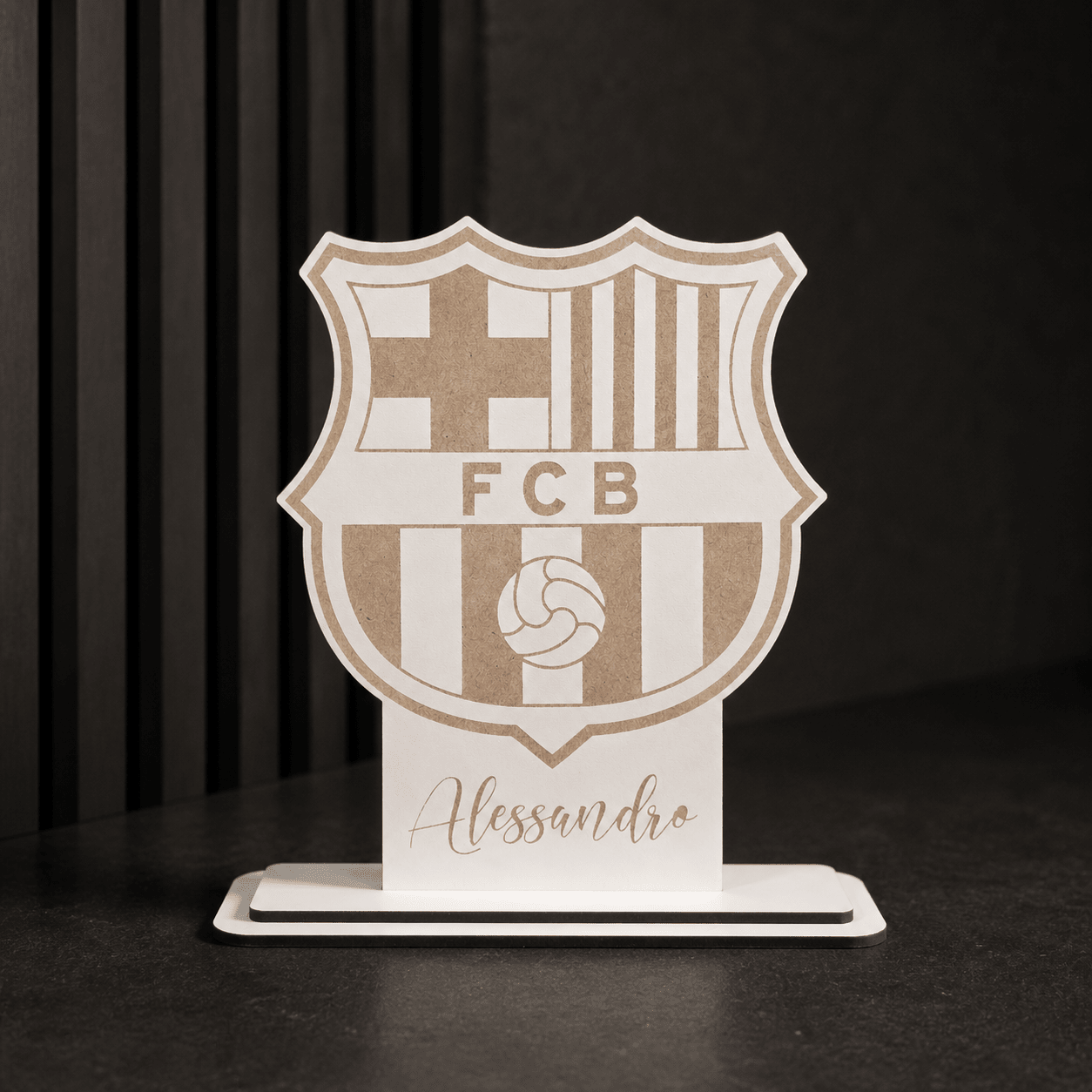 Escudo de fútbol personalizado con nombre y equipo | Regalo original personalizado de Decora Con Laser