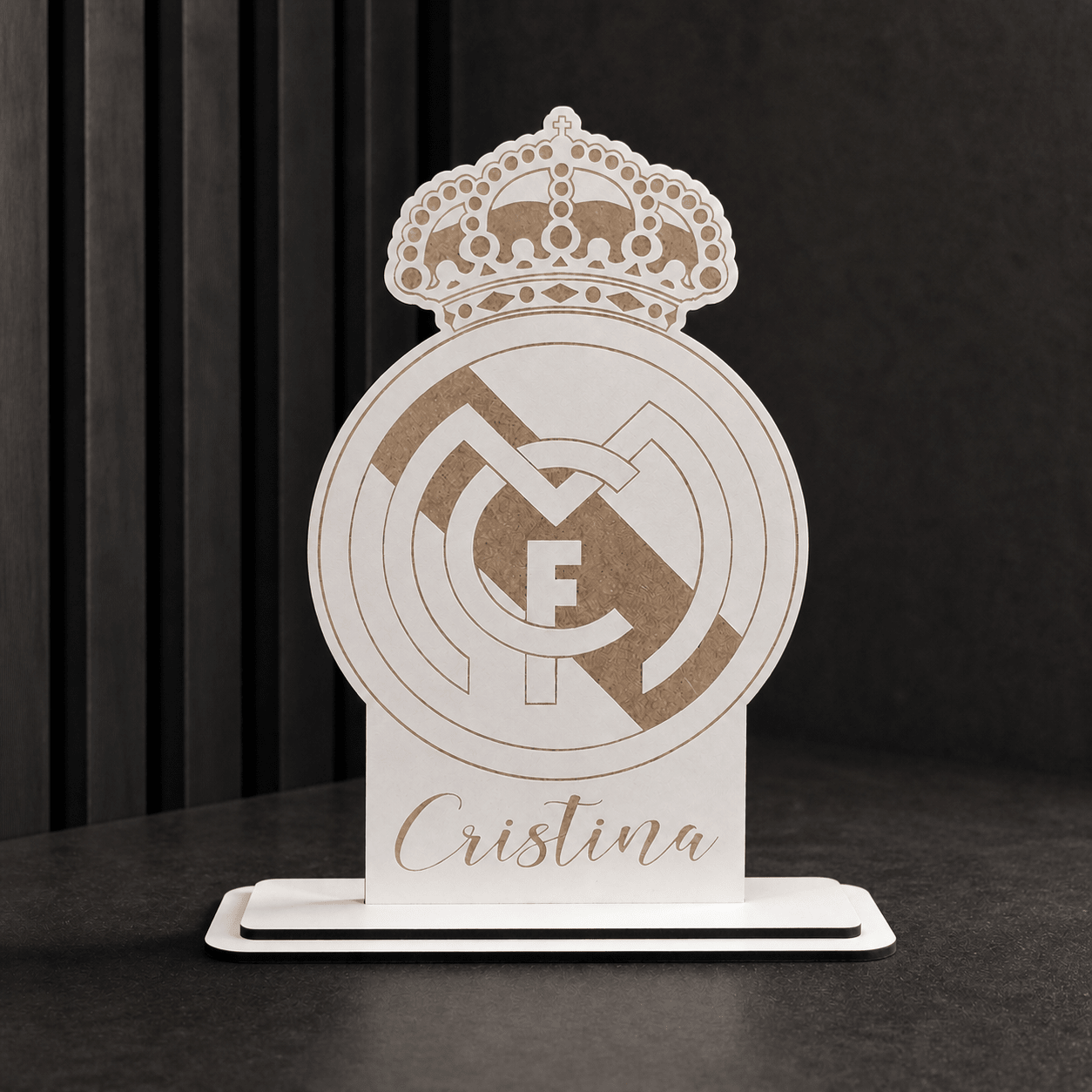 Escudo de fútbol personalizado con nombre y equipo | Regalo original personalizado de Decora Con Laser