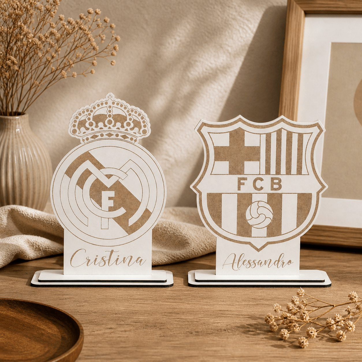 Escudo de fútbol personalizado con nombre y equipo | Regalo original personalizado de Decora Con Laser