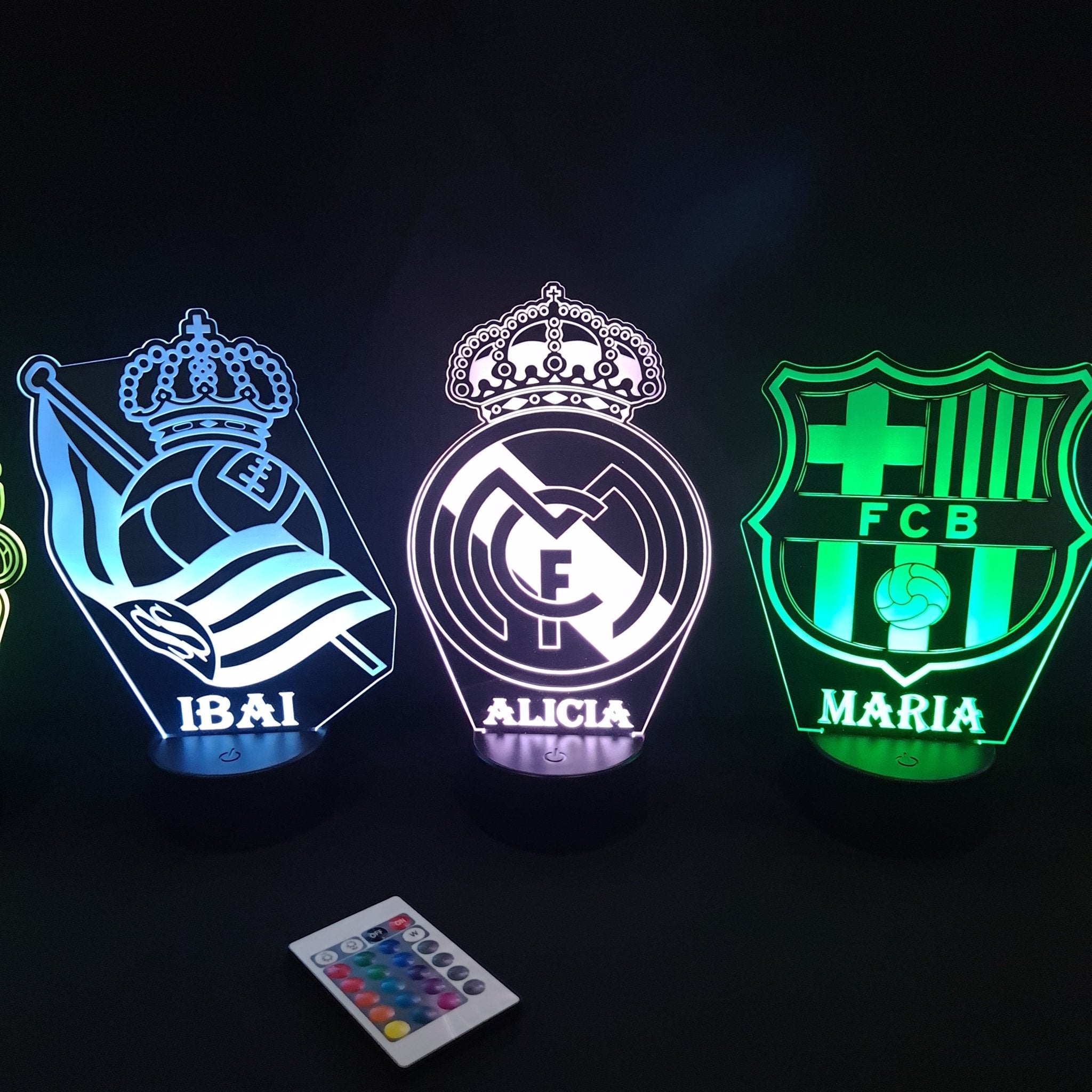 👉 Lámpara de fútbol personalizada con tu nombre y escudo – Envío gratis 24/48h personalizado de decoraconlaser